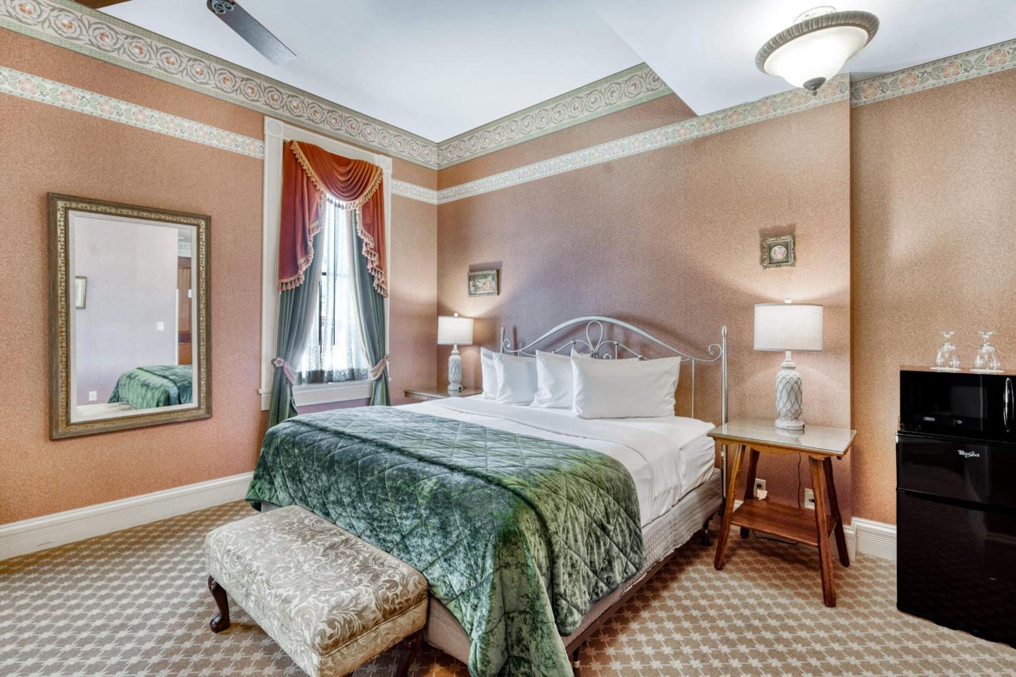 Beaumont Hotel And Spa - Adults Only Юрей Екстериор снимка