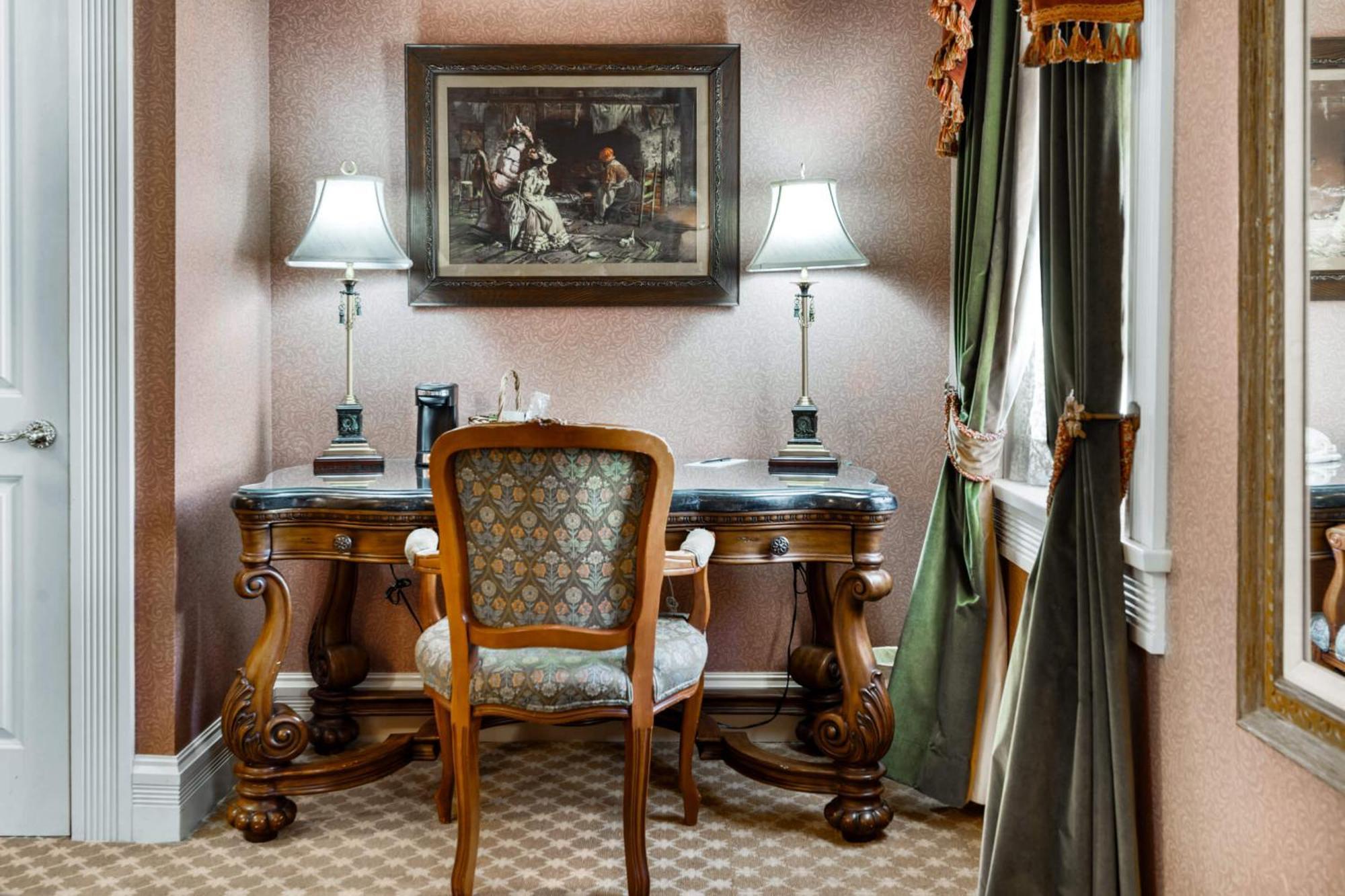Beaumont Hotel And Spa - Adults Only Юрей Екстериор снимка